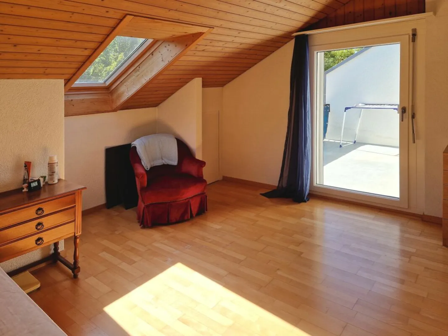 Charmantes Einfamilienhaus mit Garten - Foto 7 von 12