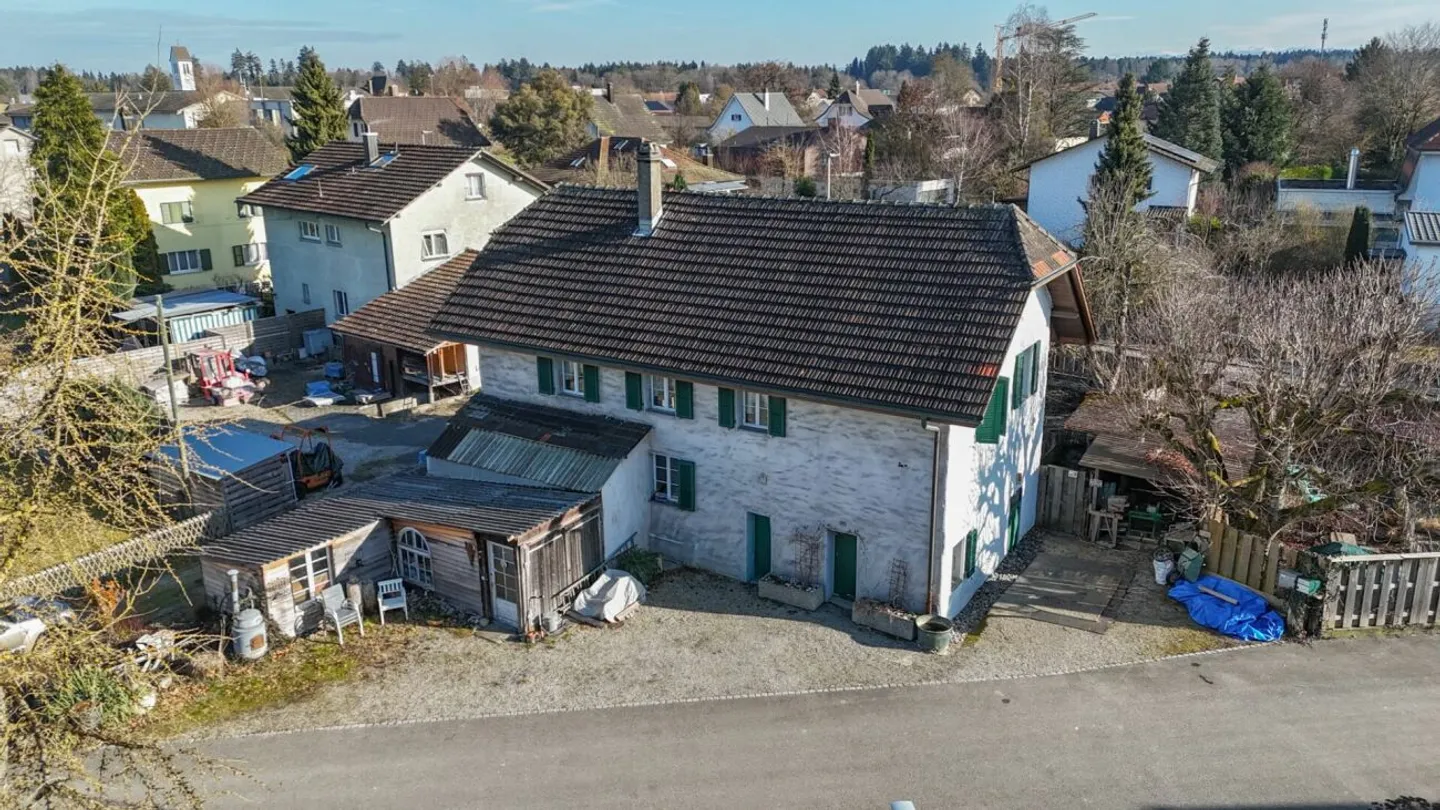 Maison familiale dans un emplacement privilégié avec utilisation flexible - Photo 1 sur 13