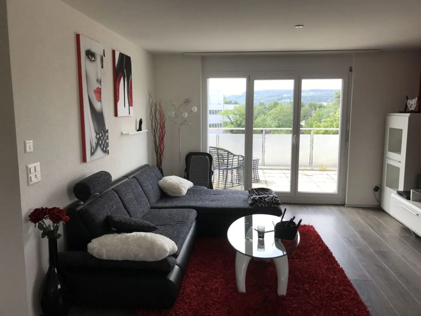 Appartement Moderne | Connexions Idéales | Développement Bien Entretenu - Photo 3 sur 8