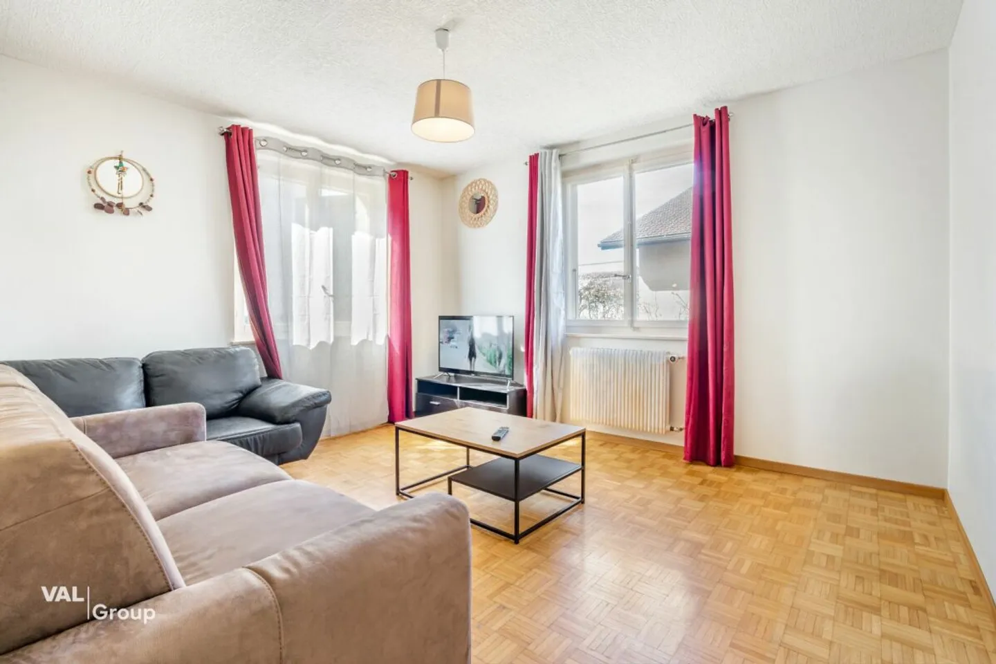 Un bien rare au coeur de Champsec, entre rendement et potentiel - Foto 9 von 13