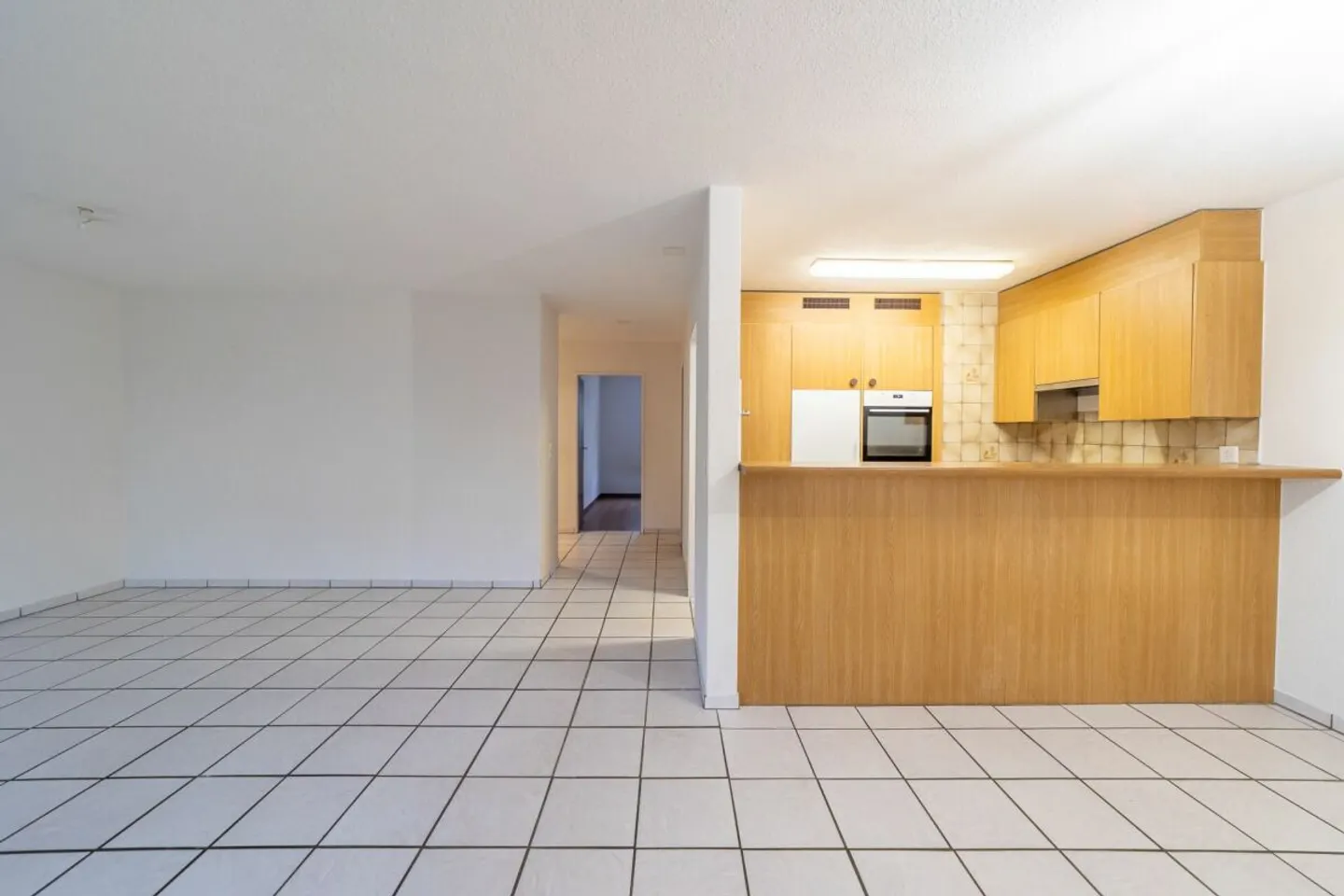 Appartement lumineux de 3,5 pièces à Küngoldingen (commune d'Oftringen) avec terrasse spacieuse (rez-de-chaussée) - Photo 9 sur 10