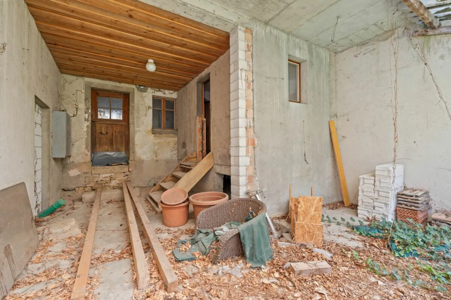 Bâtiment résidentiel et économique au centre du village pour l'éveil - Photo 10 sur 13