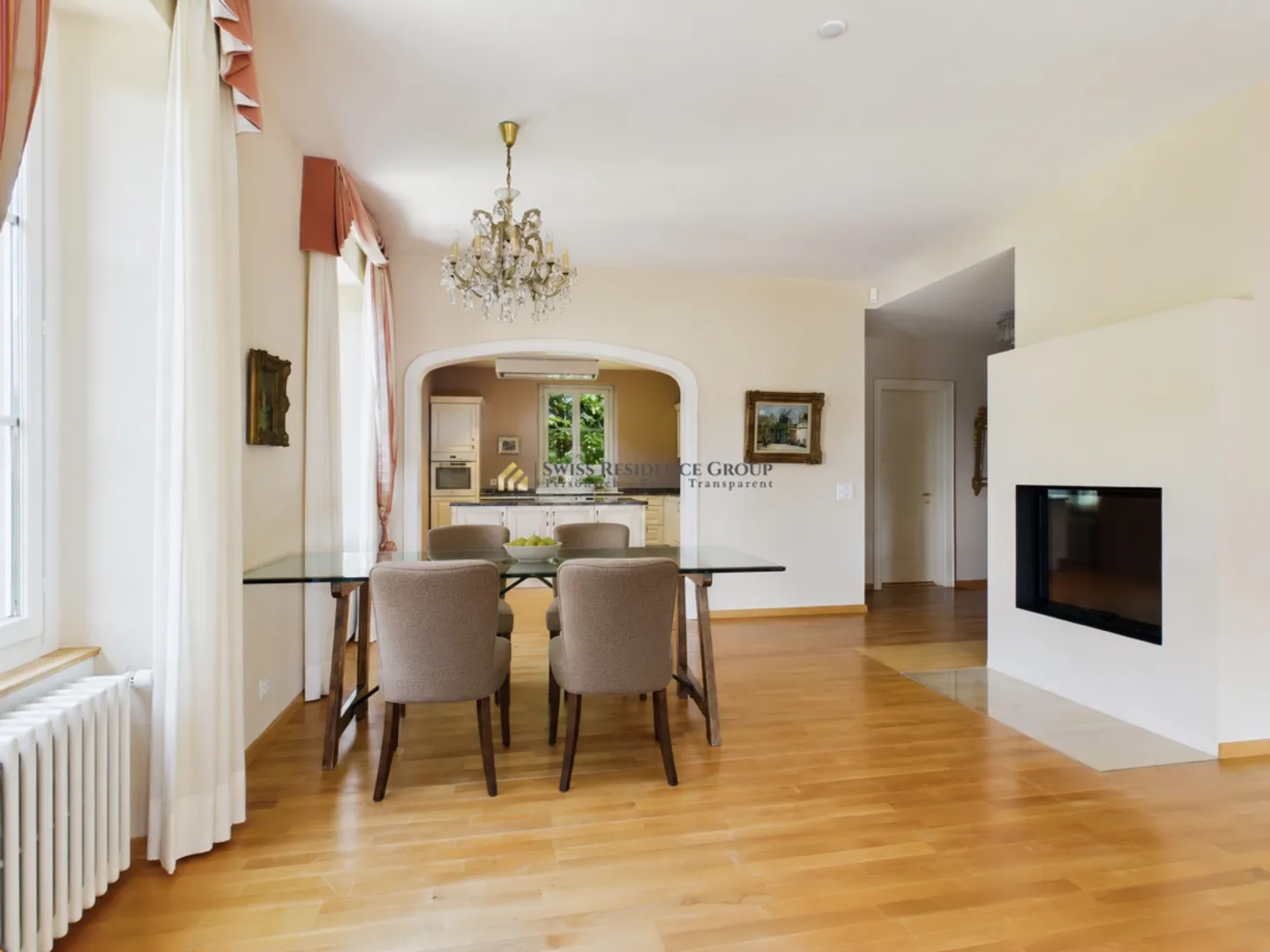 Altbau-Charme trifft auf modernen Luxus - Einzigartige 4.5-Zimmer-Wohnung mit Garten &amp; Cheminée in 8008 Zürich - Foto 2 von 13
