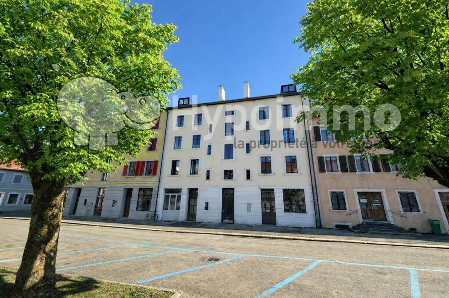 Wunderschönes Ertragsgebäude - Foto 1 von 13