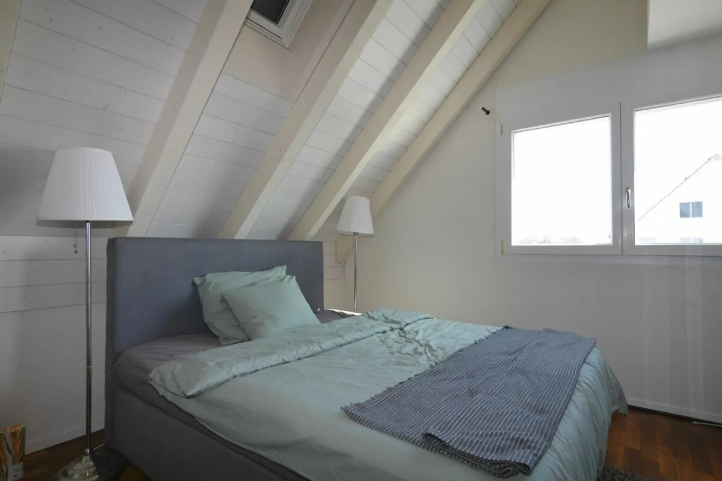 Freddo? Duplex attico con sauna, vista libera e perfetta connessione ai mezzi pubblici - Foto 8 di 11