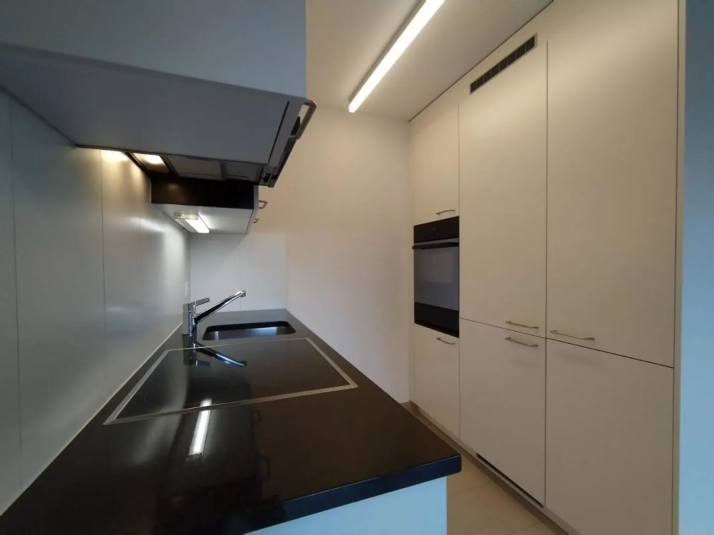 Appartamento Singolo di Alto Livello in Posizione Centrale - Foto 4 di 8