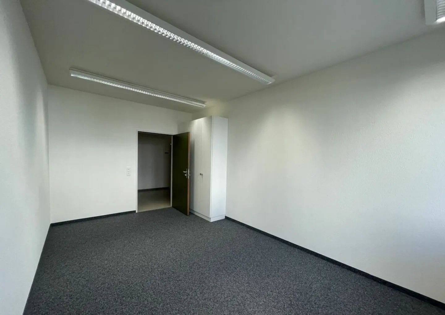 Uffici in un ambiente tranquillo 17 - 58 m² - Foto 13 di 13