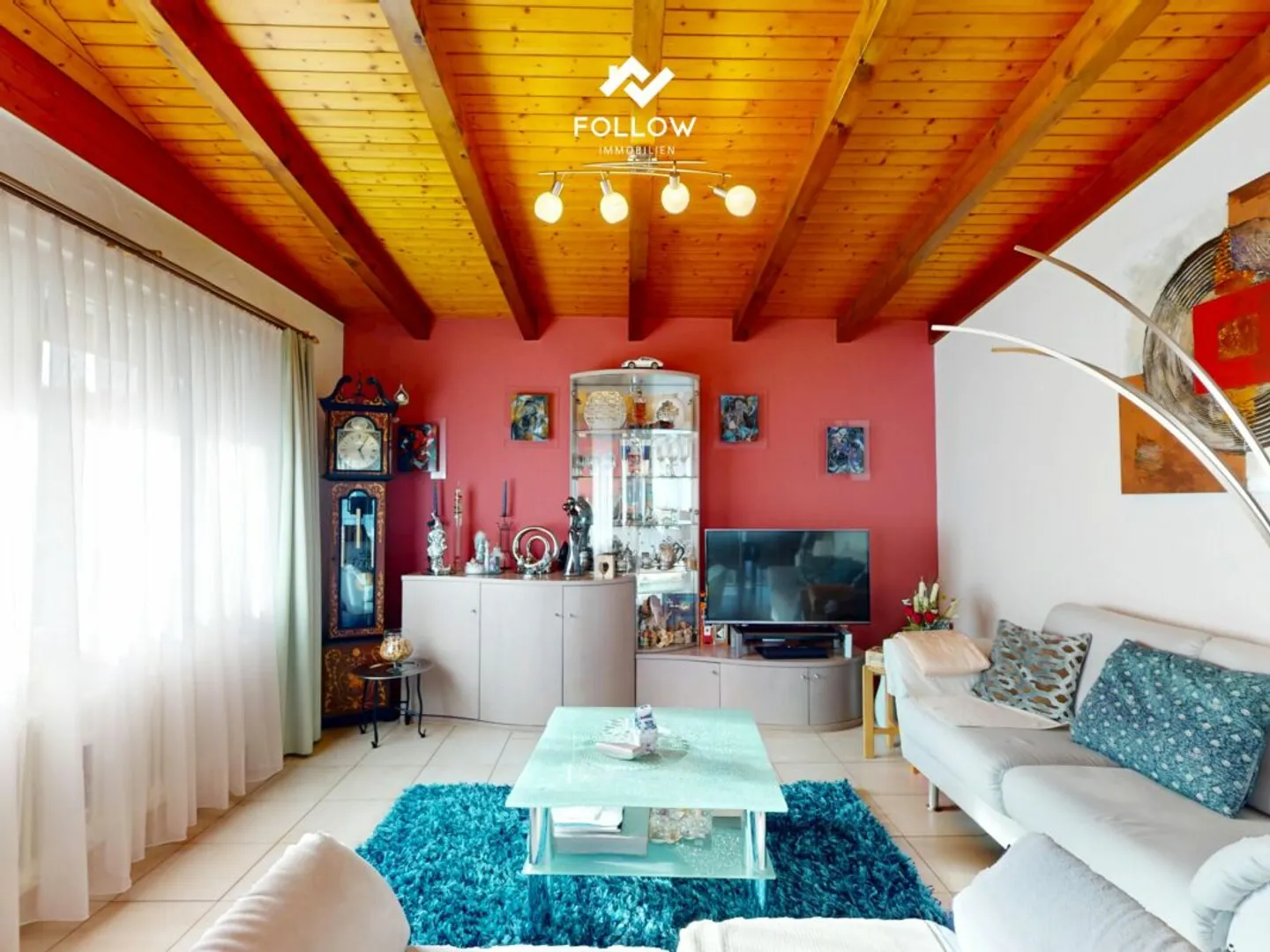 Family-friendly residential building with 2 apartments, large garden, plenty of space and expansion potential - Photo 4 of 12