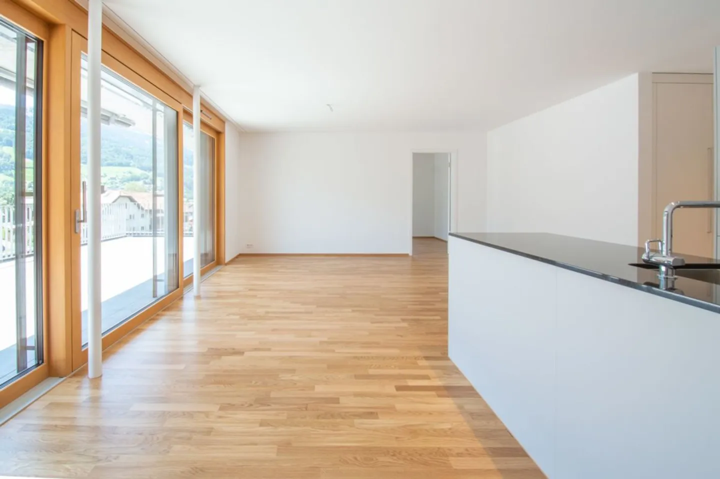 Sonnige Attikawohnung - Foto 3 von 13