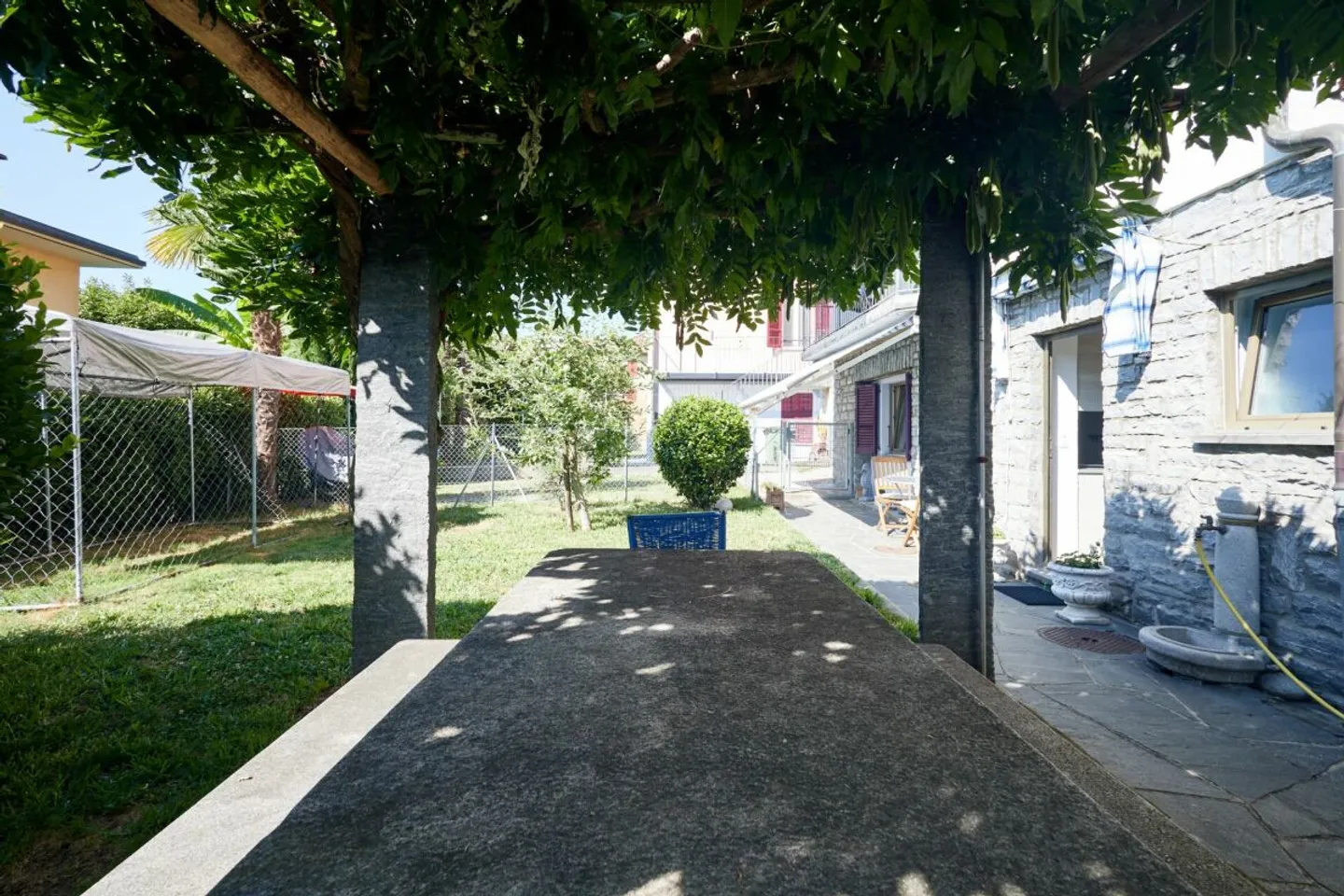 2,5 pièces - au rez-de-chaussée avec jardin commun - Photo 8 sur 8
