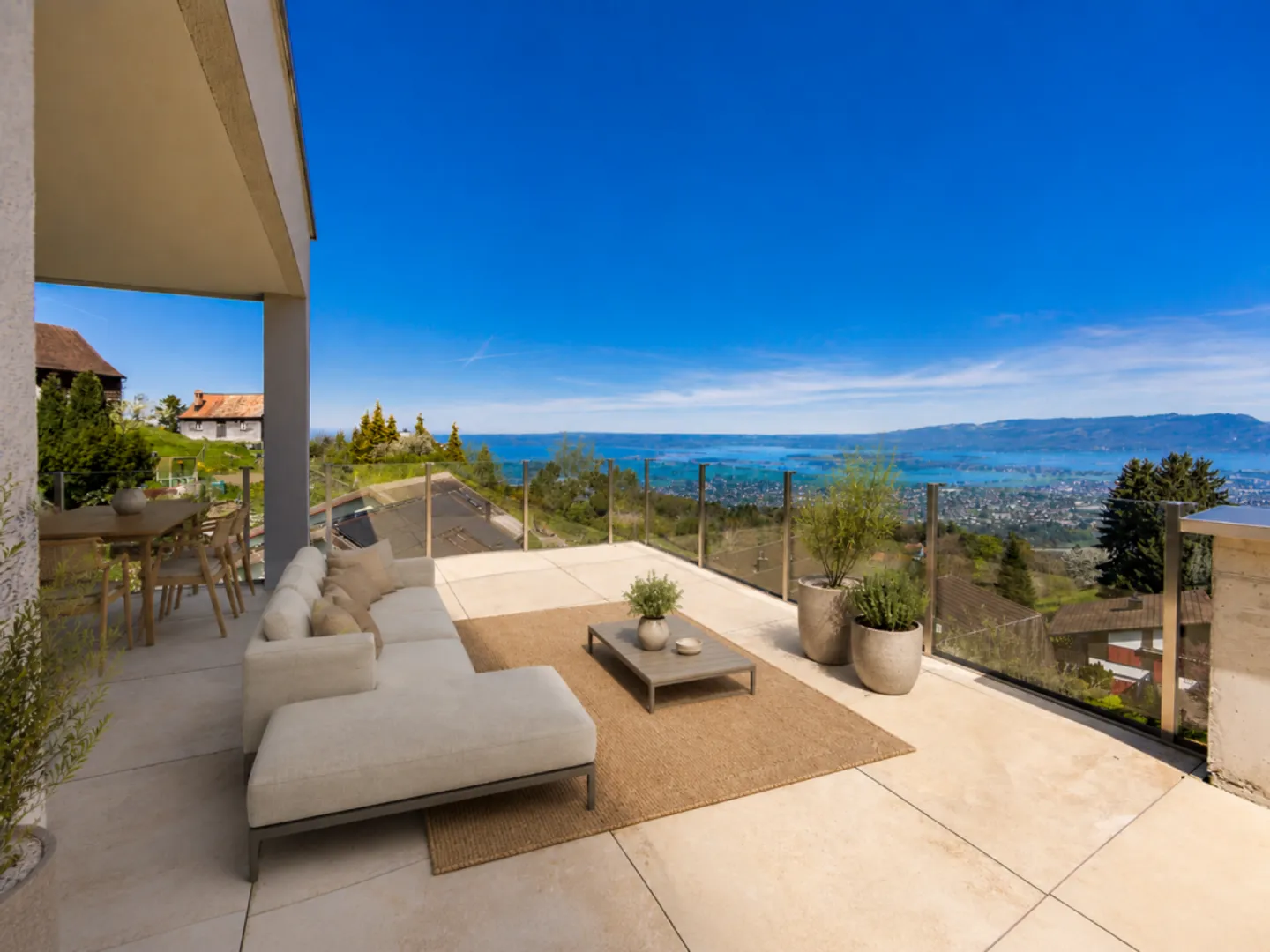 LOGENPLATZ ABOVE LAKE CONSTANCE: PANORAMA PENTHOUSE WITH PRIVATE POOL - Photo 2 of 11