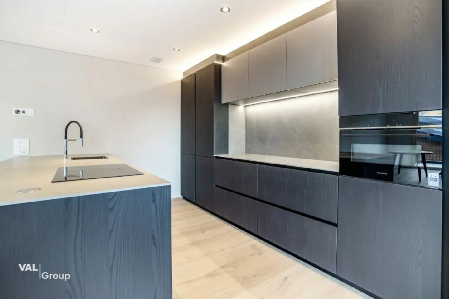 Top - Rental Property - 3.5 Room Apartment with Breathtaking Views - Photo 1 of 13