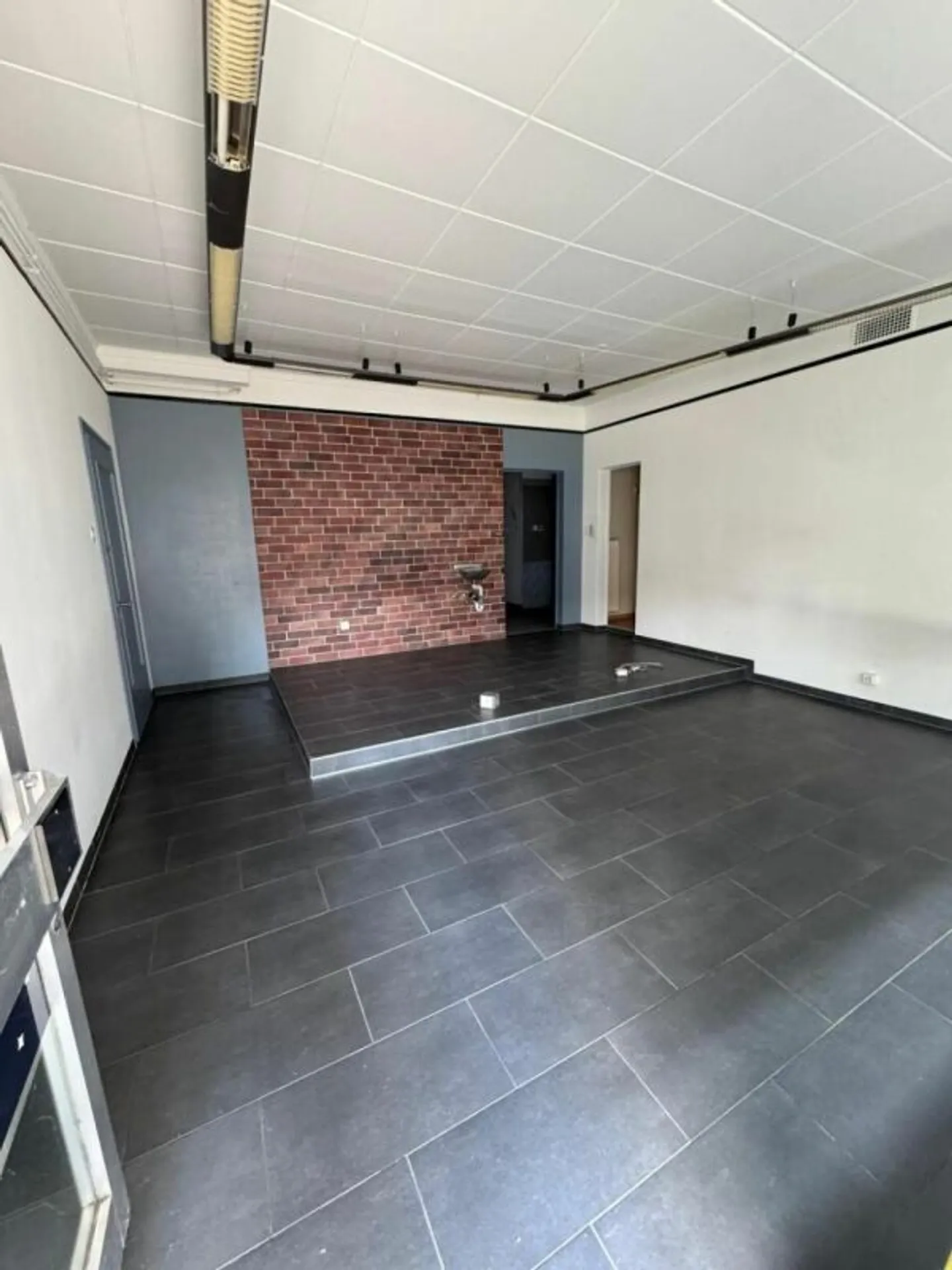 Arcade/Schaufenster/Geschäft 57 m2 in Ste-Croix - Foto 2 von 5