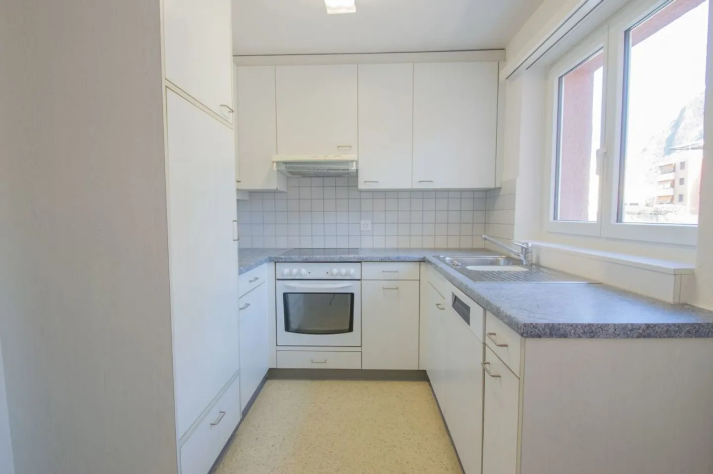 Appartement 4 1/2 pièces idéal pour jeune famille - Photo 3 sur 8