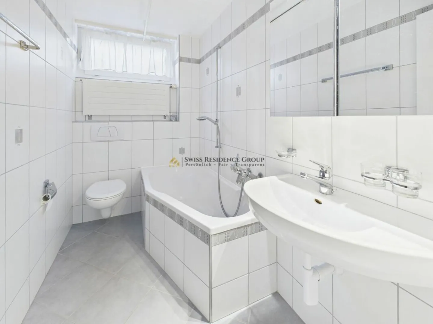 Modernes 5.5-Zimmer-Reiheneinfamilienhaus mit exklusivem Gartenjuwel - Foto 12 von 13