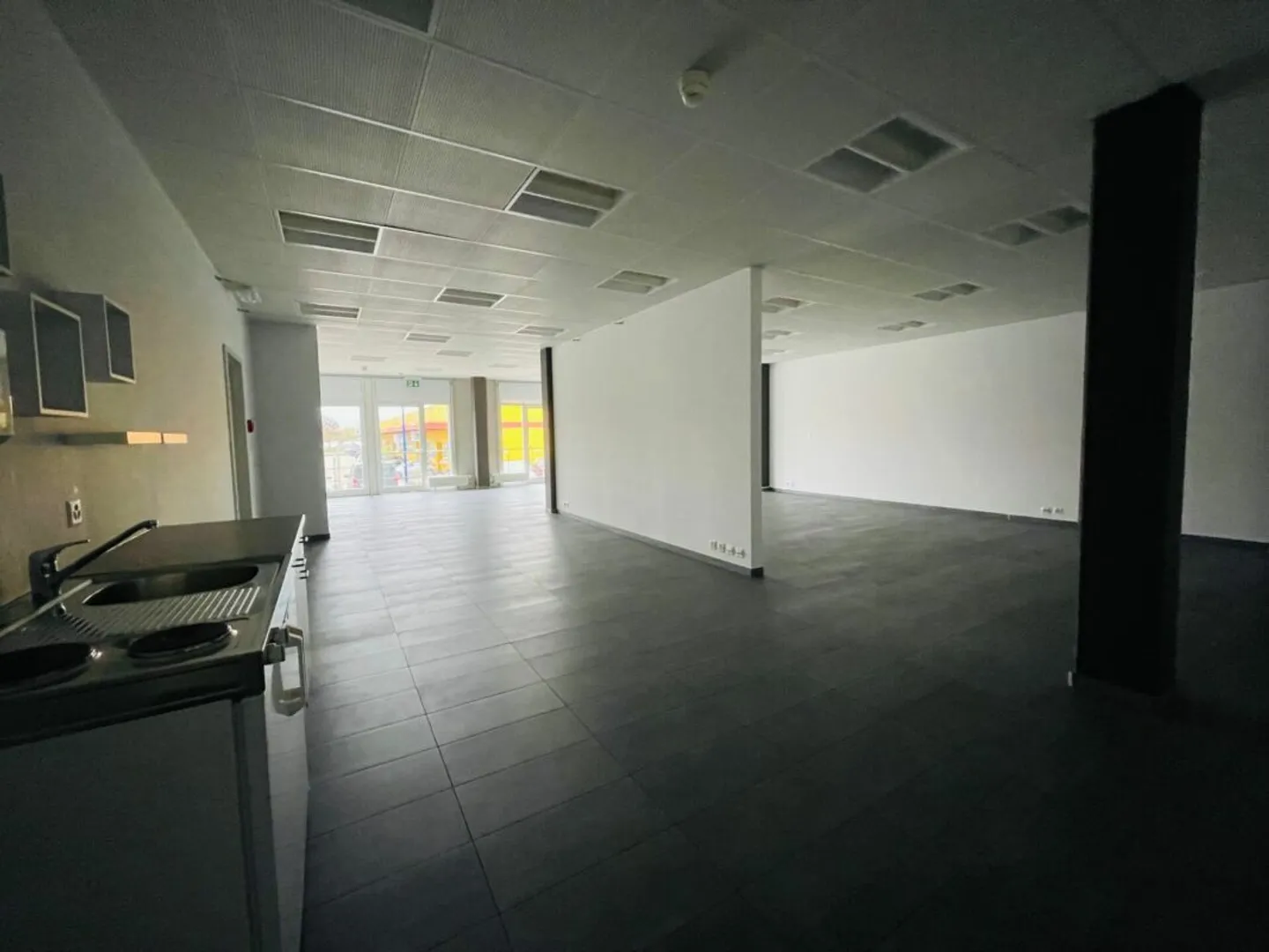 Gewerbefläche von 282 m2 in Montagny-près-Yverdon - Foto 6 von 6