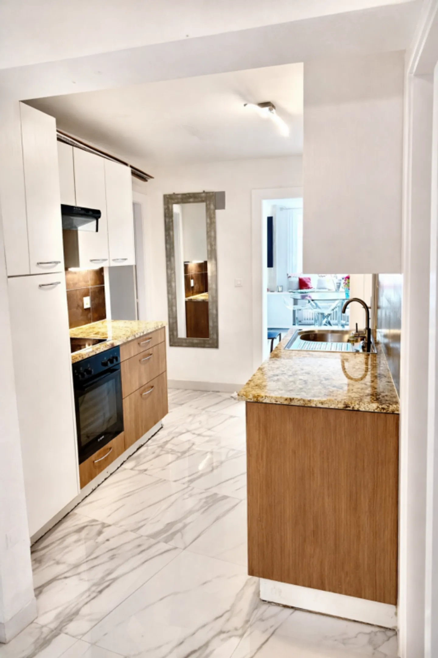 NELLE IMMEDIATE VICINANZE DEL LAGO - Foto 4 di 9