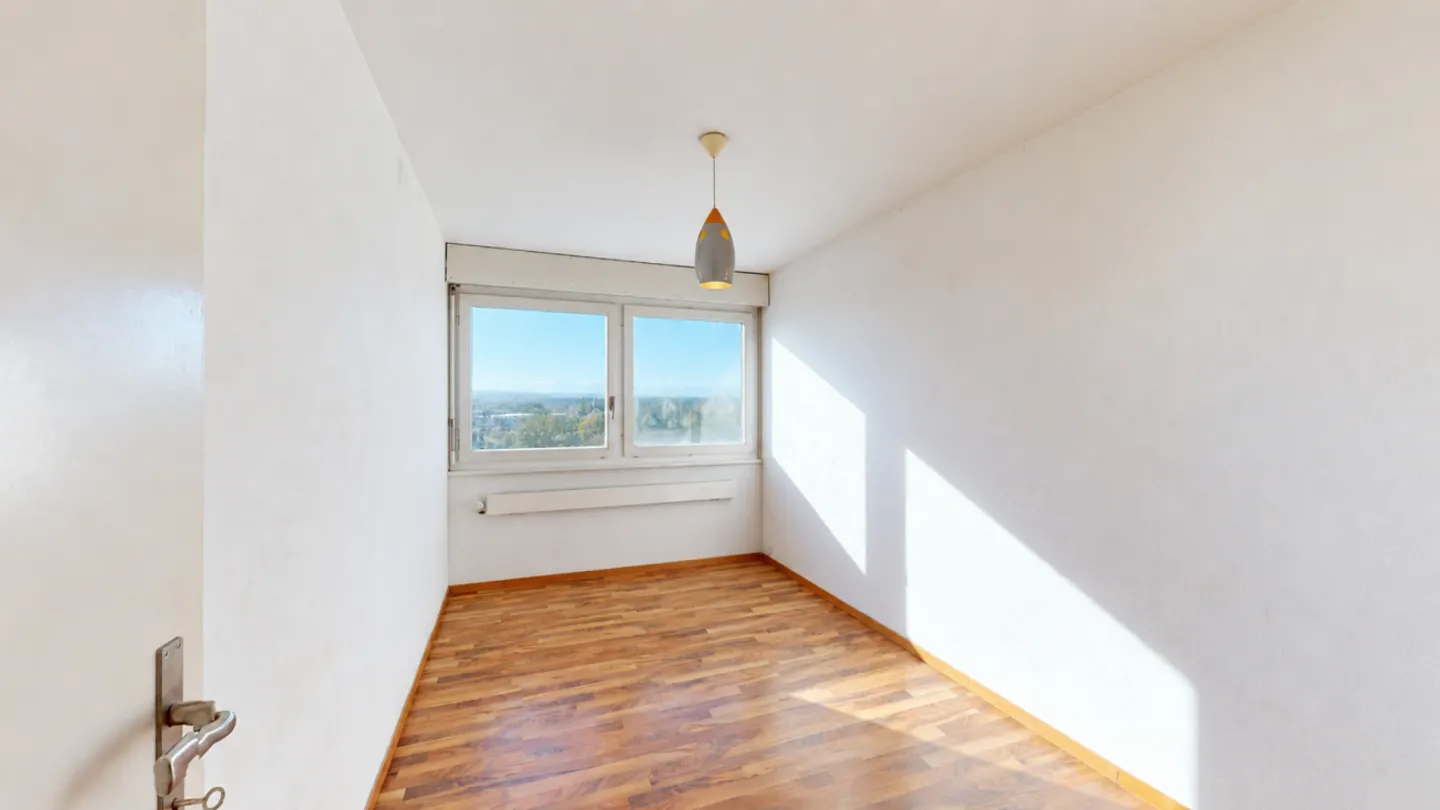 3.5-room apartment with breathtaking views of the Alps - Photo 5 of 9