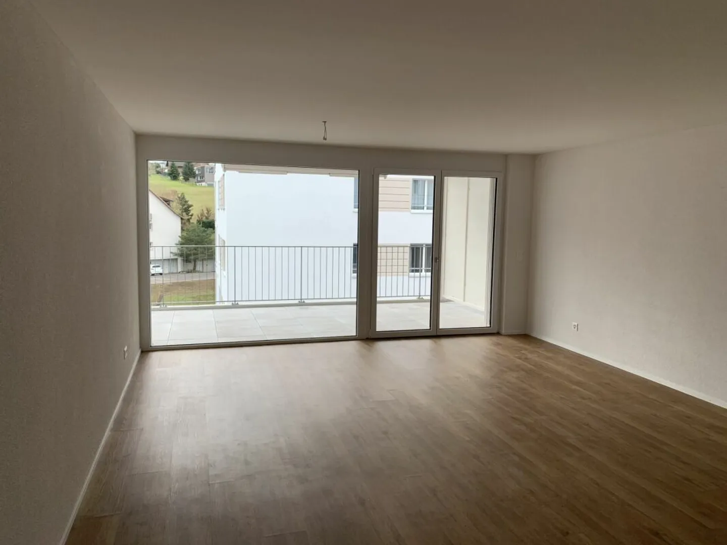 Charmante 2.5 Zimmer Wohnung - Foto 4 von 8