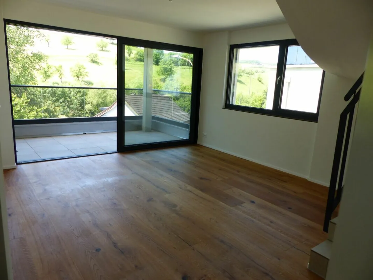 ATTRACTIVE 4.5 ROOM ATTIC FOR RENT / NEW BUILDING - Photo 10 of 13