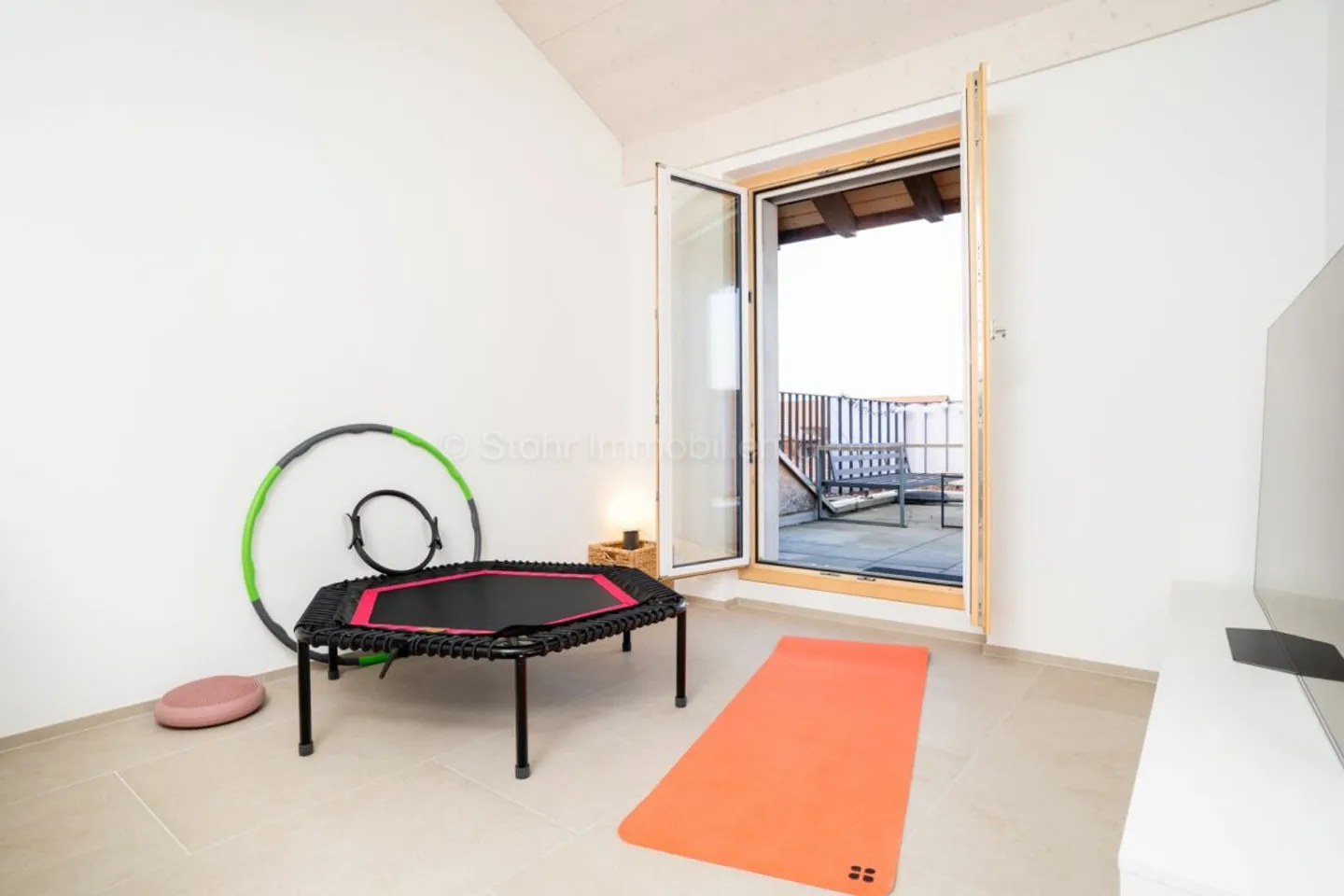 Casa a schiera 5.5 camere nuova a Rickenbach - Moderna, Affascinante & Versatile - Foto 8 di 13