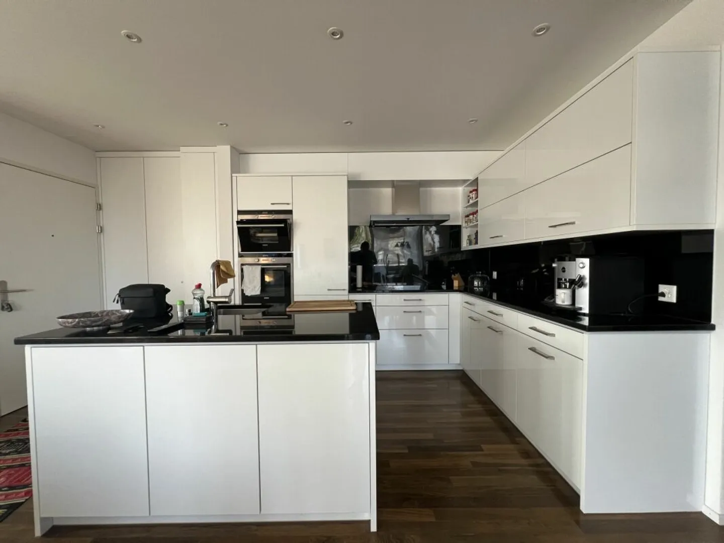 Sunny penthouse apartment with roof terrace and panoramic view in Arbon - Photo 5 of 9