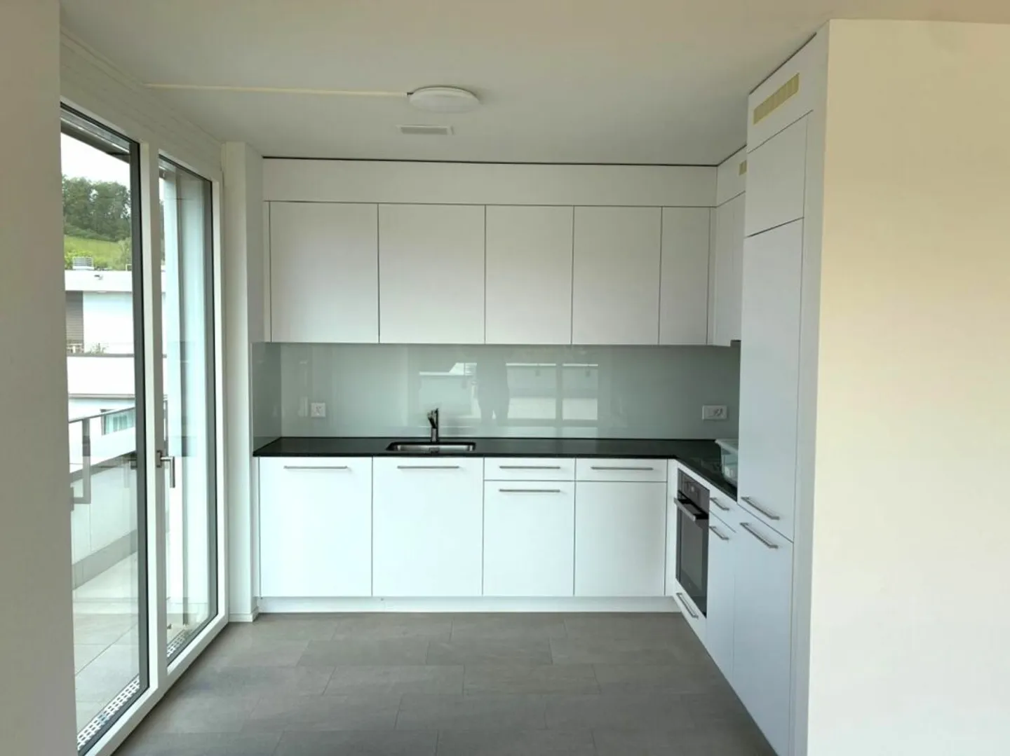Penthouse with large terrace - Photo 2 of 8