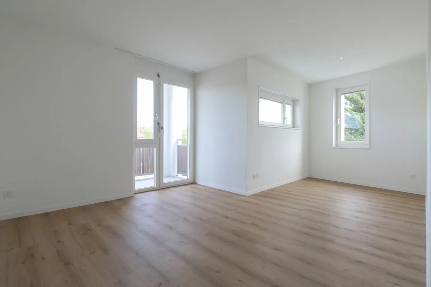Grosszügige Parterre-Wohnung in Tägerig zu vermieten - Photo 8 of 11