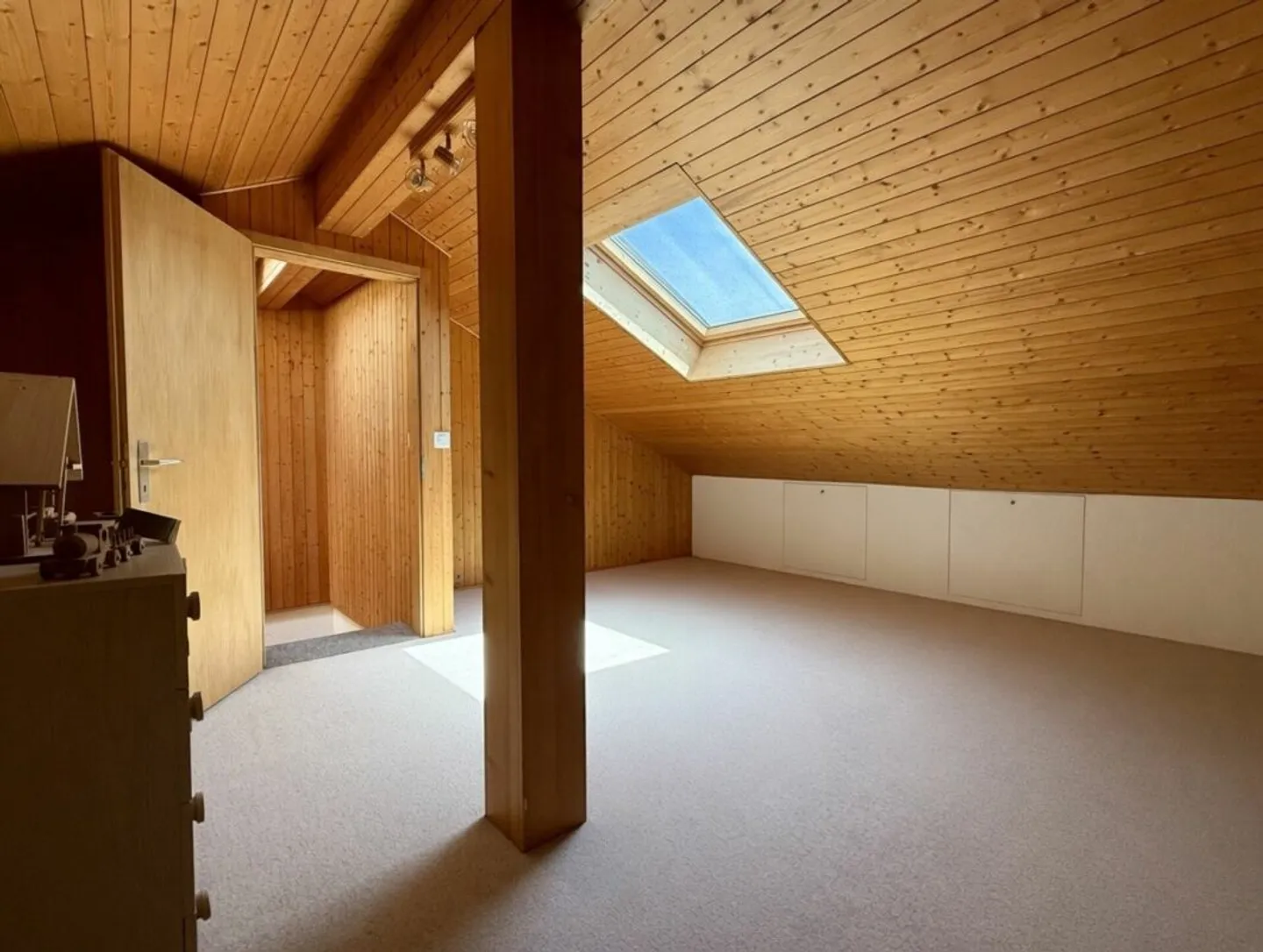 Casa a schiera di 6,5 stanze in una zona residenziale privilegiata - Foto 6 di 8