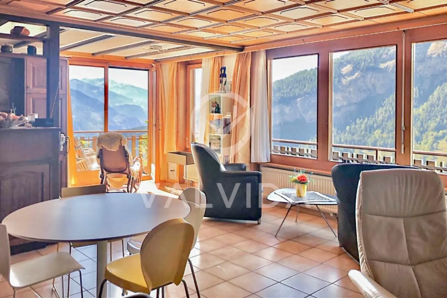 Charmante appartement duplex 3.5 pièces avec vue imprenable à Albinen - Photo 1 sur 13