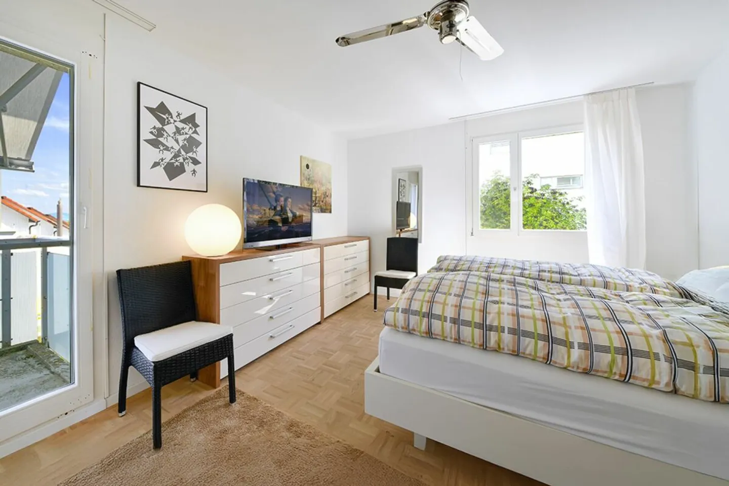 Appartamento in condominio di 5,5 locali in una zona residenziale tranquilla con vista sul verde - Foto 7 di 13