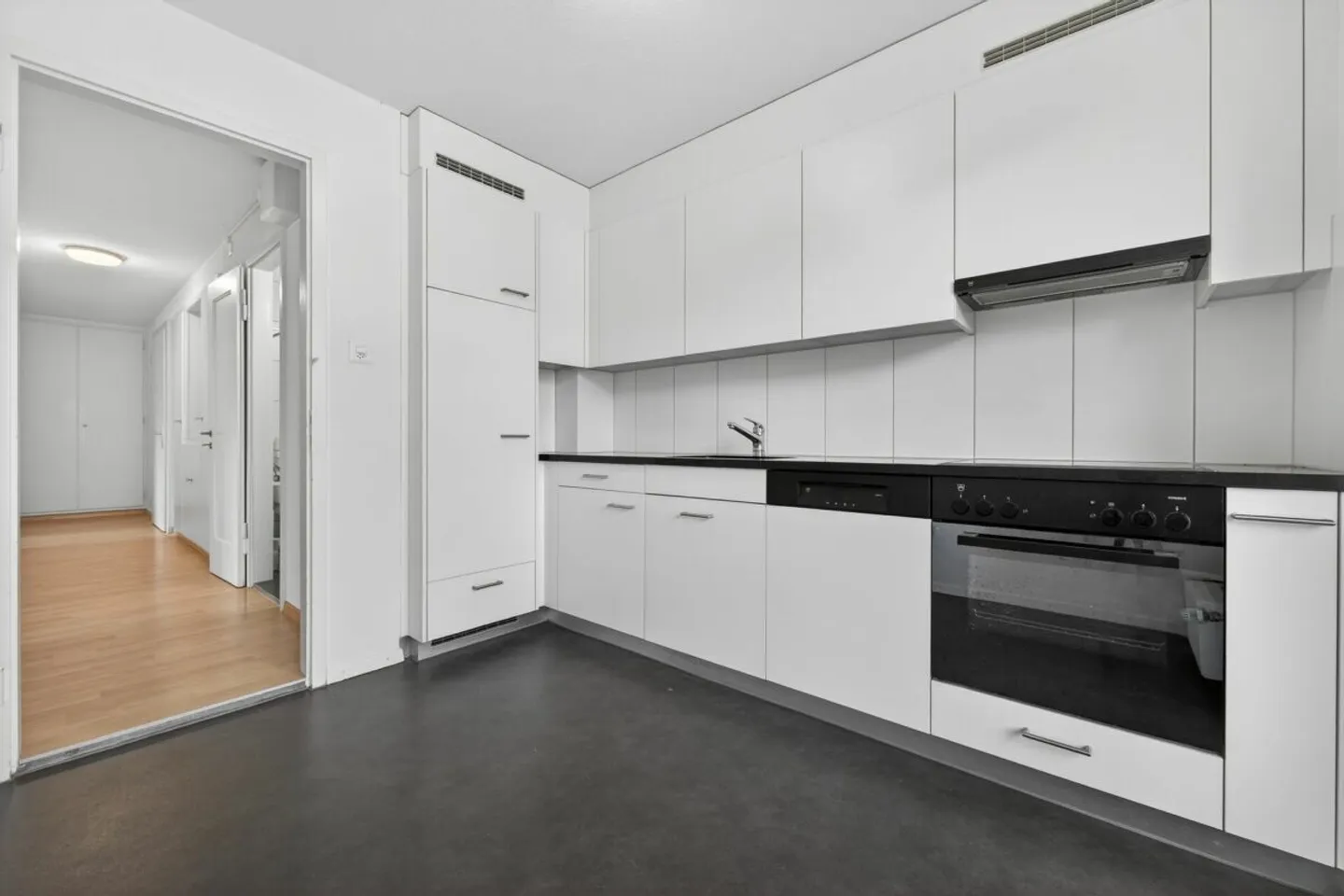 Appartamento 3 locali nel cuore di Wettingen - Foto 1 di 10