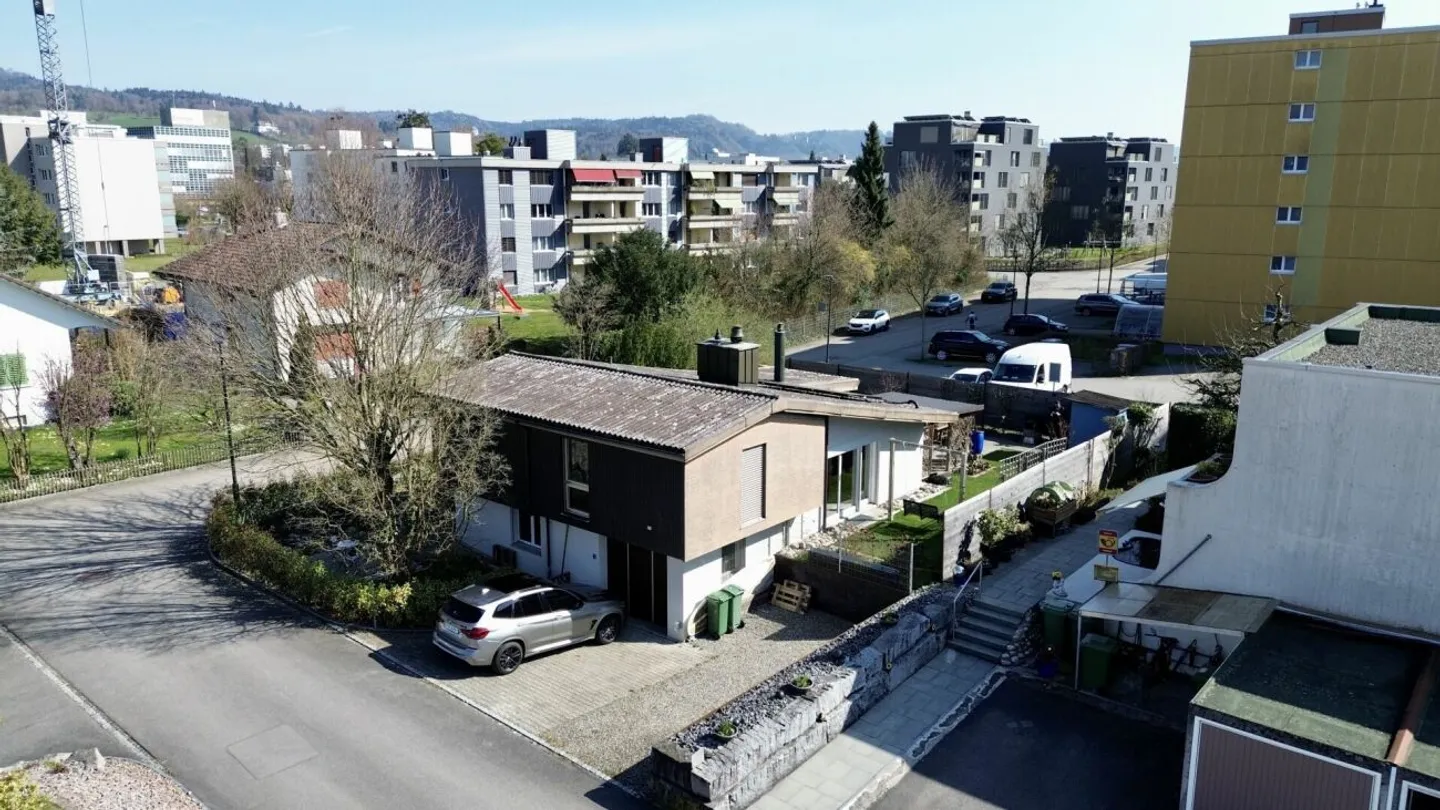 Charmantes Einfamilienhaus in Zofingen - Foto 2 von 13