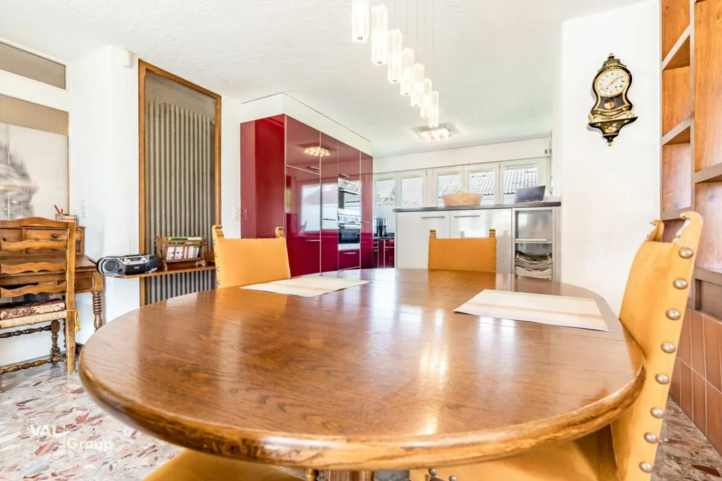 Charming House with Independent Studio - Photo 8 of 13