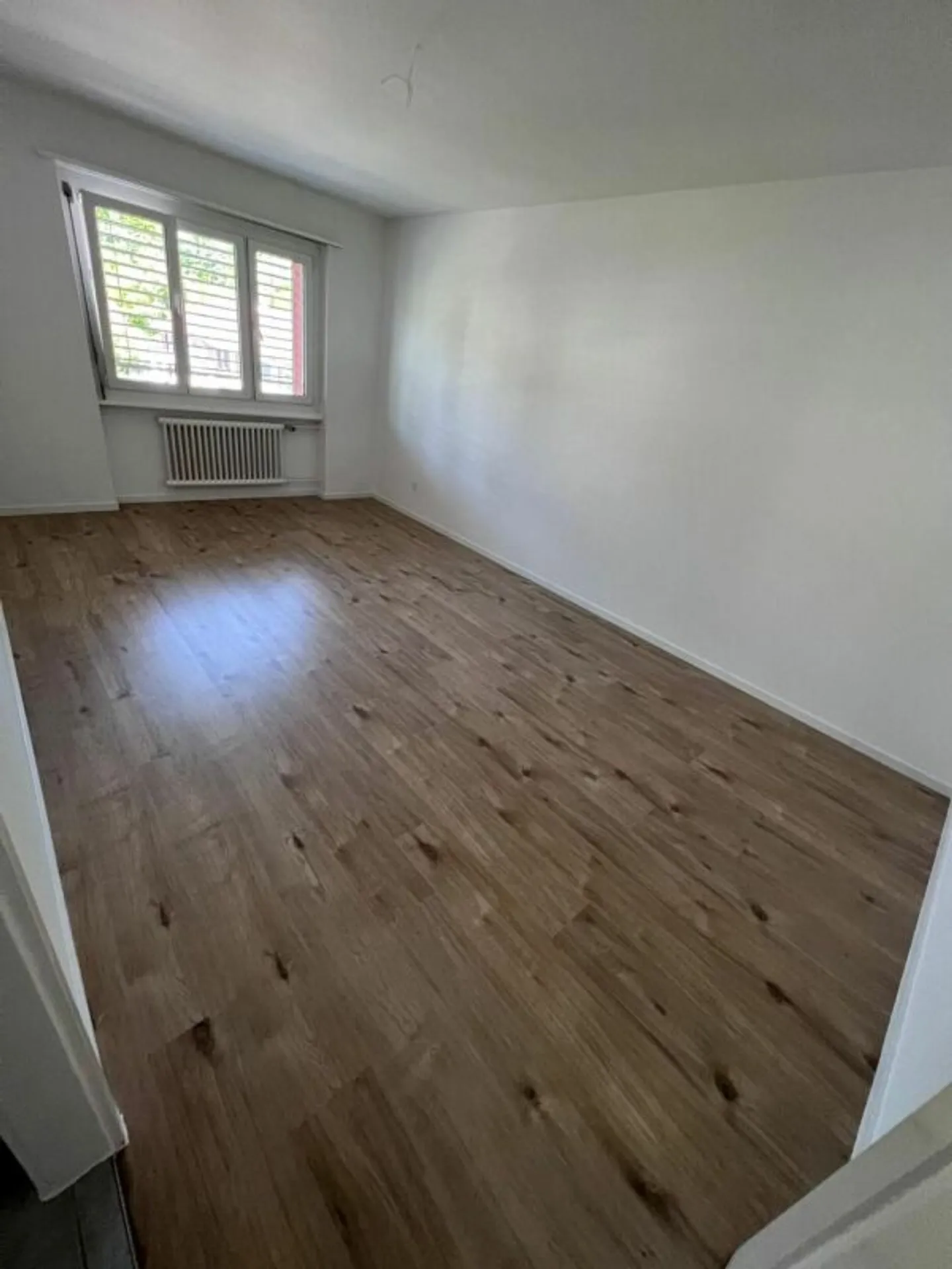 Neu rennovierte und moderne 4 Zimmerwohnung in Aarburg - Foto 6 di 10