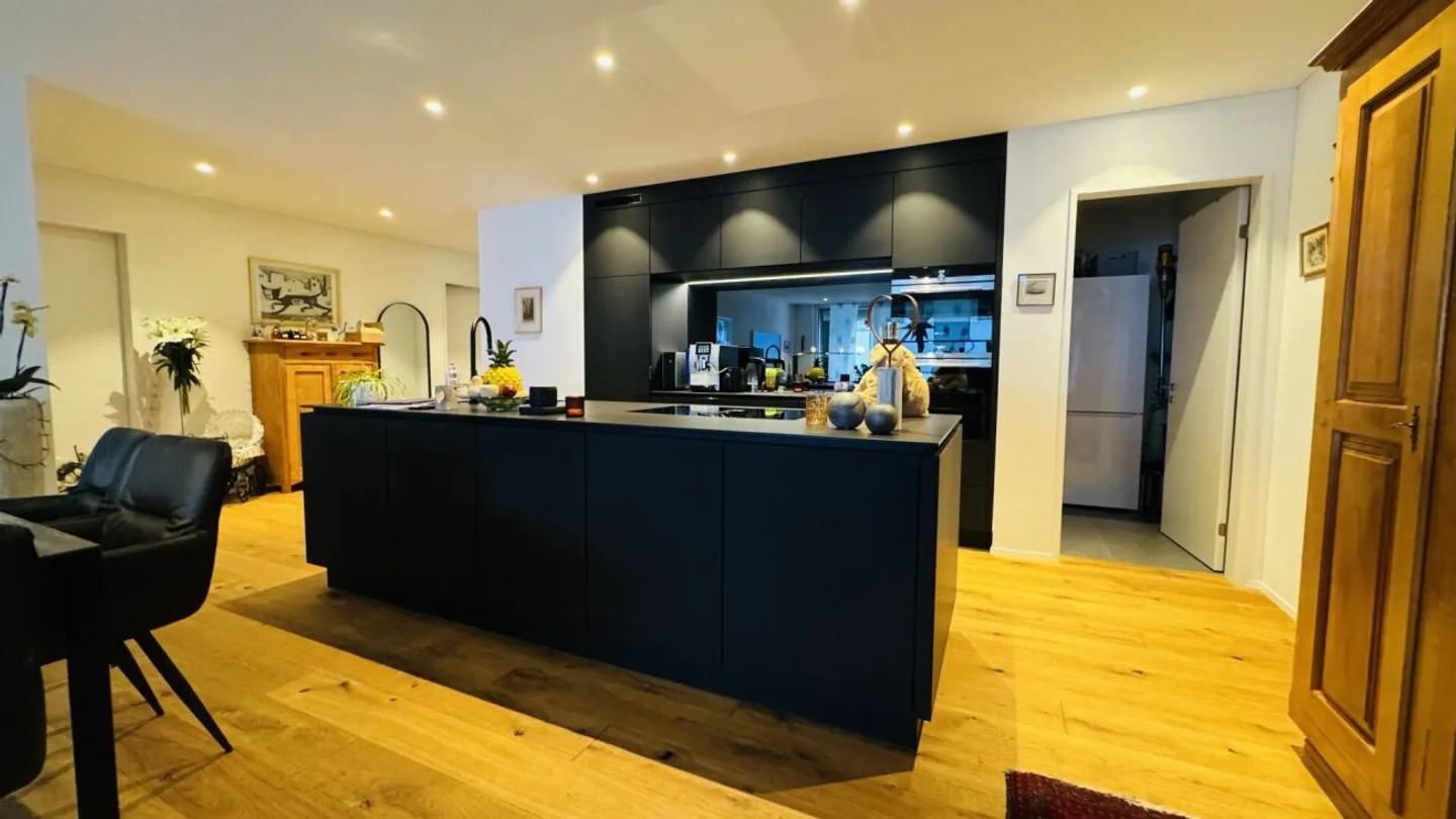 Modern 3.5-room apartment with spacious terrace - Photo 1 of 11