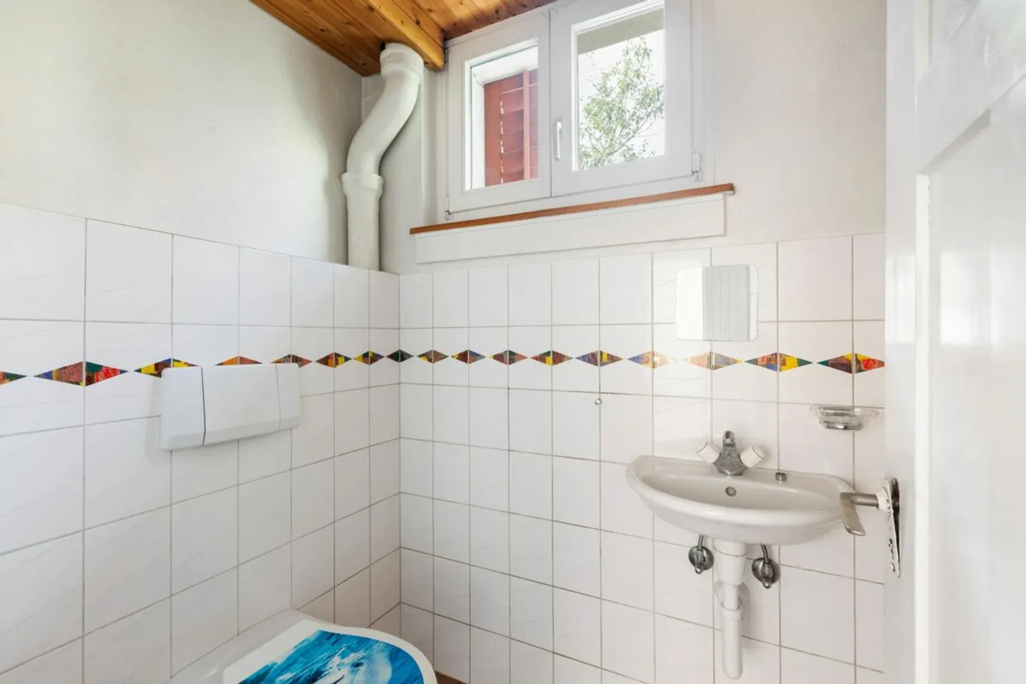 Charming 5½-room detached house in a central location - Photo 7 of 13