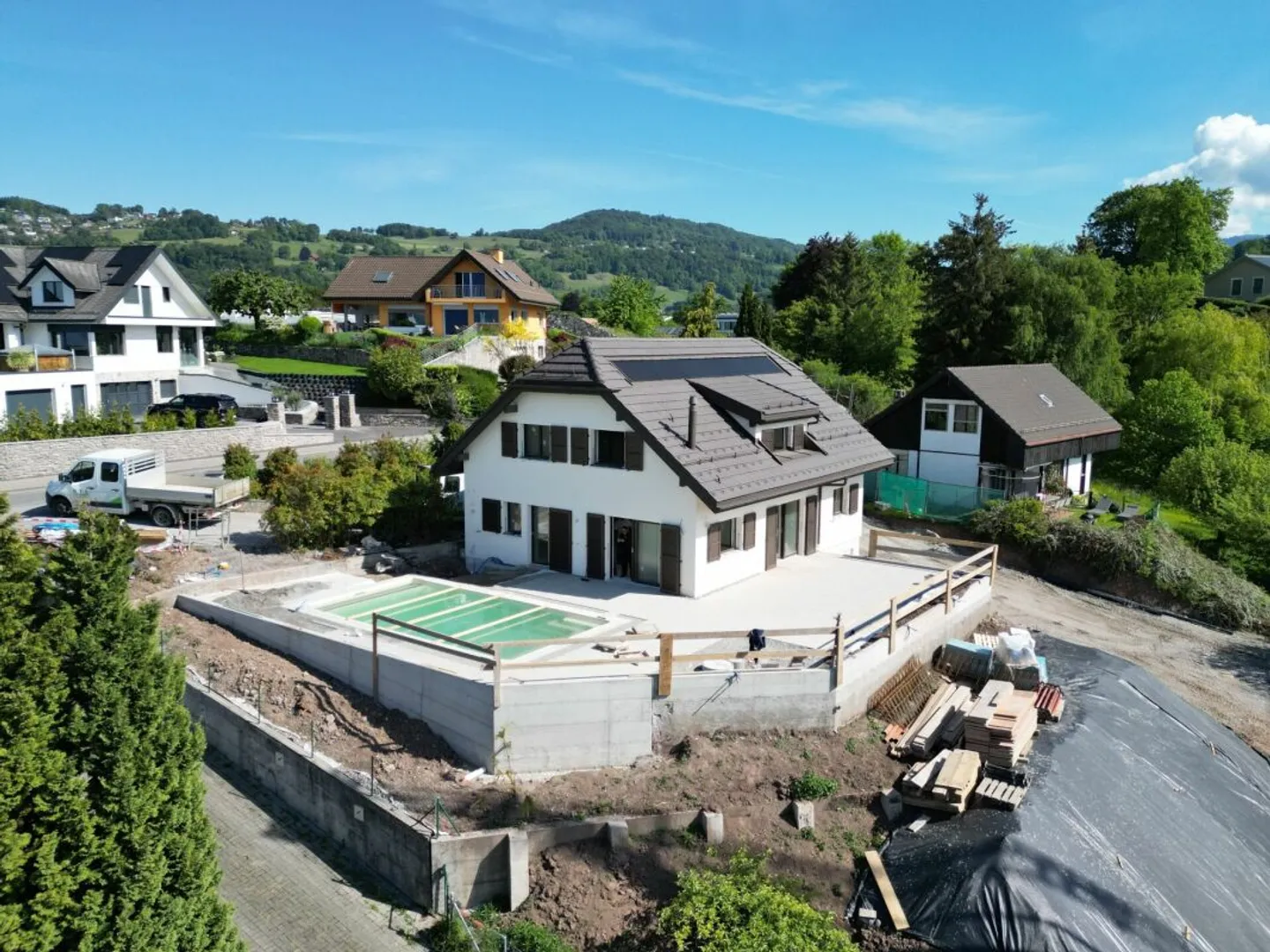 RARE Villa indipendente 5.5 locali a St-Légier-La Chiésaz - Foto 2 di 13