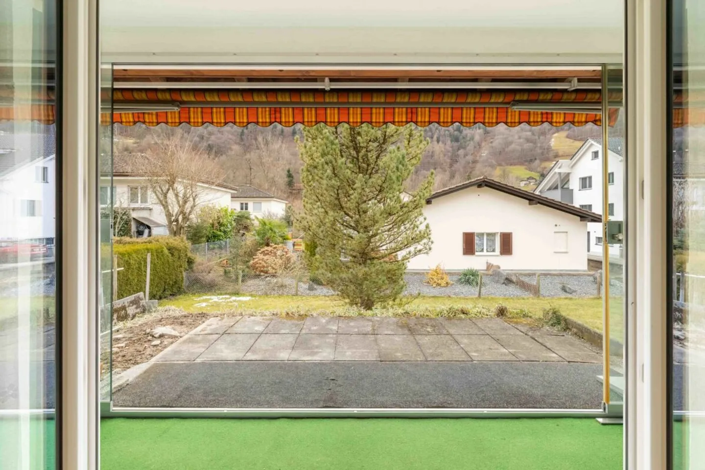 Charmantes Einfamilienhaus mit Terrasse - Foto 6 von 13