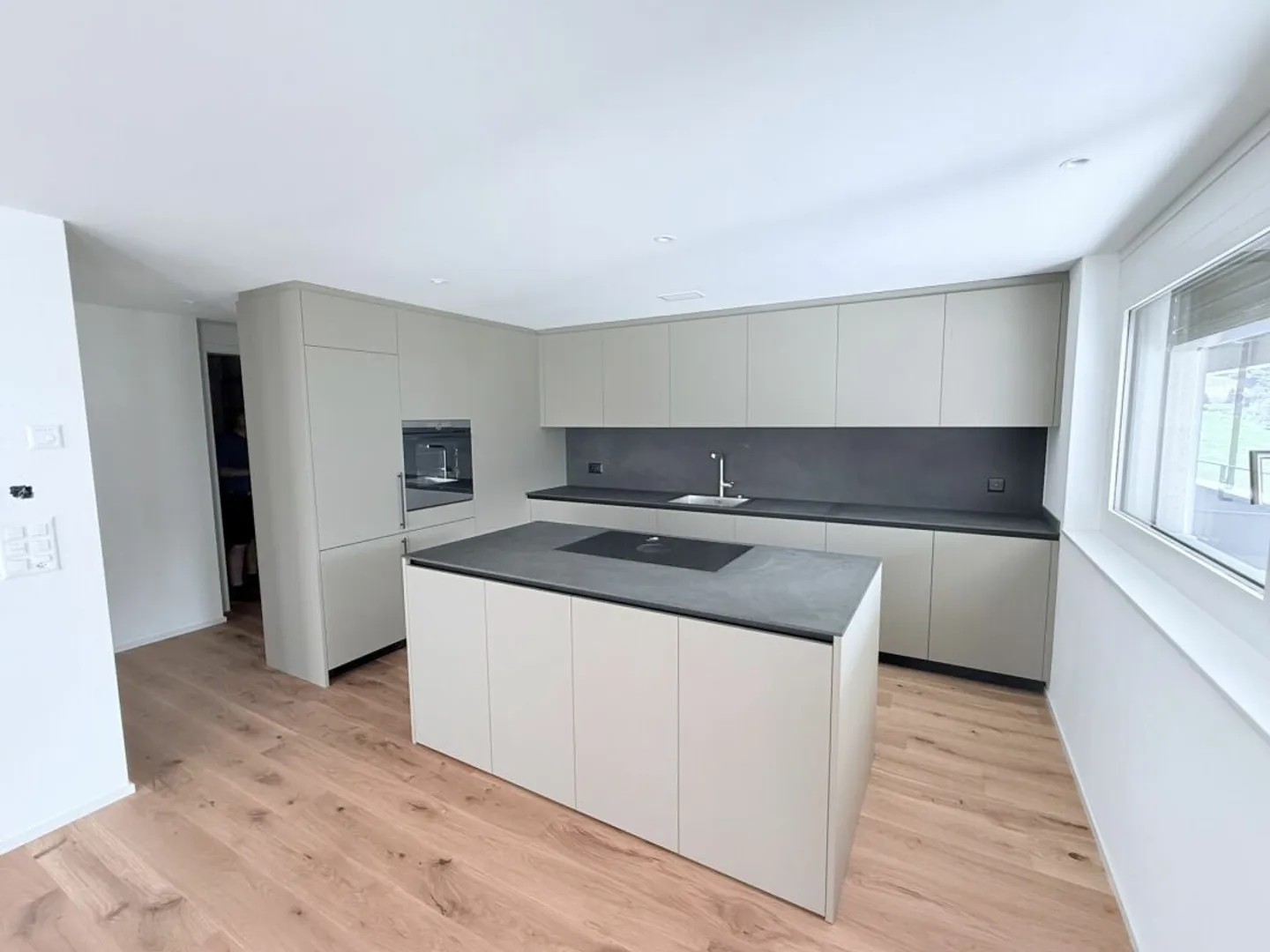 Unique apartment with alpine views in Brig and large sun terrace - Photo 3 of 13