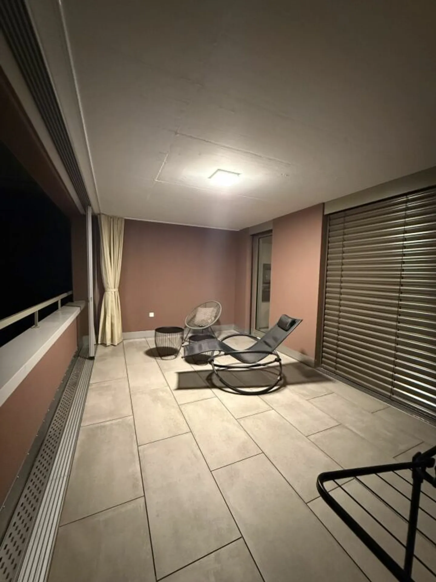 Appartement moderne de 4,5 pièces avec balcon et équipements de qualité - Recherche d'un nouveau locataire - Photo 7 sur 7