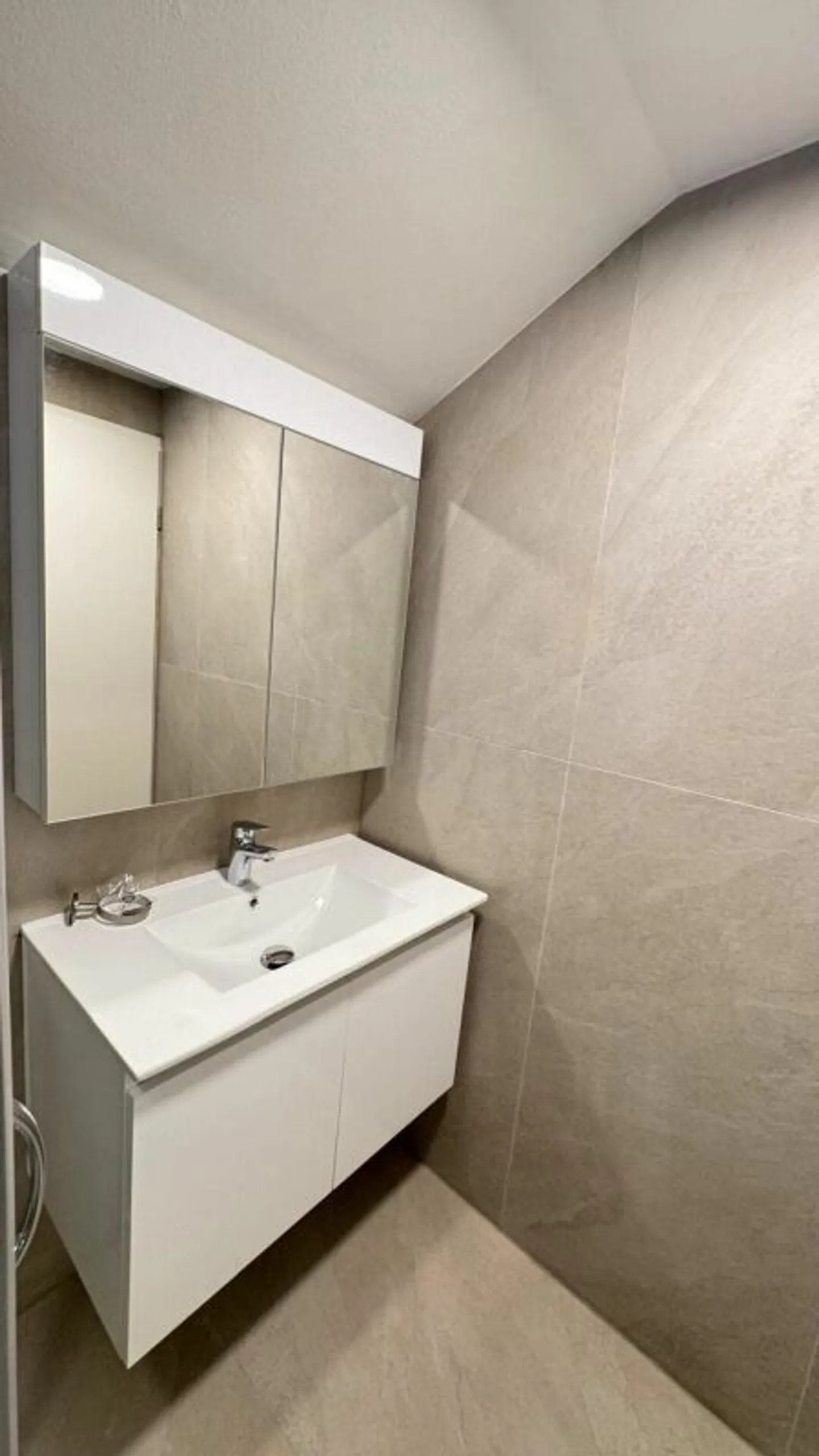 Renovated 3-room apartment in Kreuzlingen - Photo 2 of 10