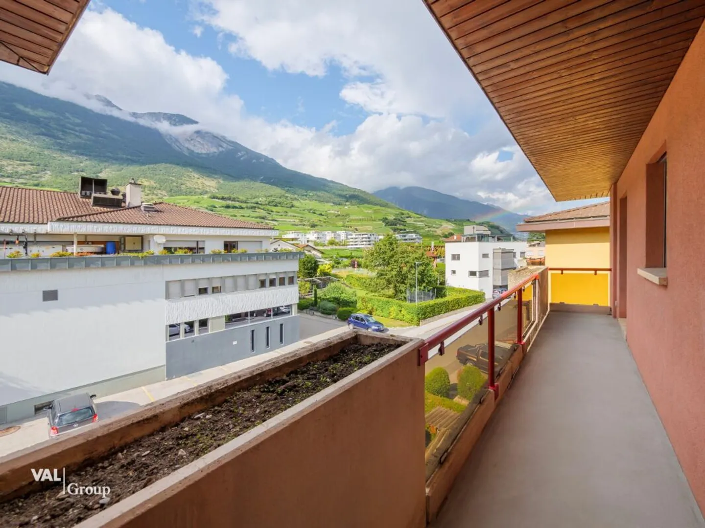 Sunny 4½-room apartment with mountain panorama in Salgesch - Photo 10 of 13