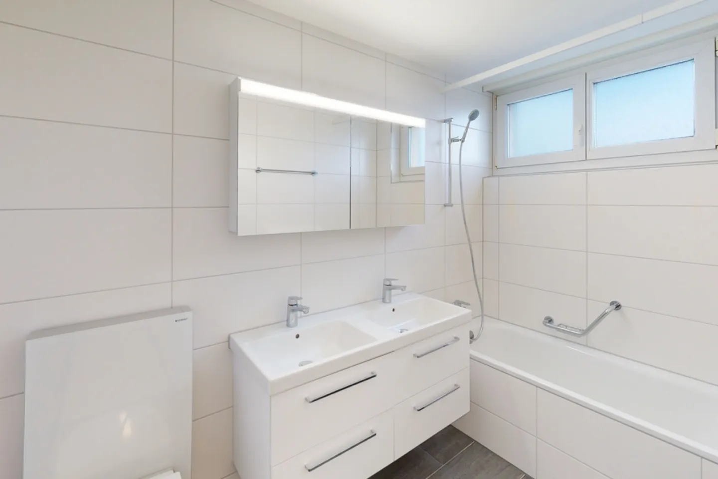 Modernes Apartment mit Aussicht - Foto 9 von 12