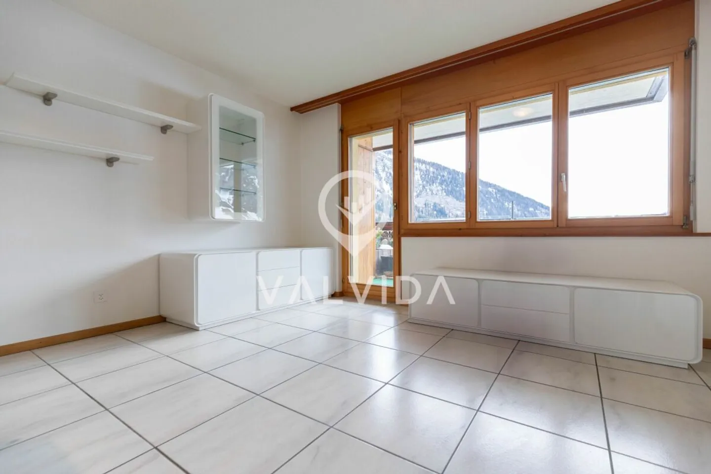 2-Zimmer-Eigentumswohnung mit Alpenpanorama, Tiefgaragenplatz und Keller - Foto 5 von 9