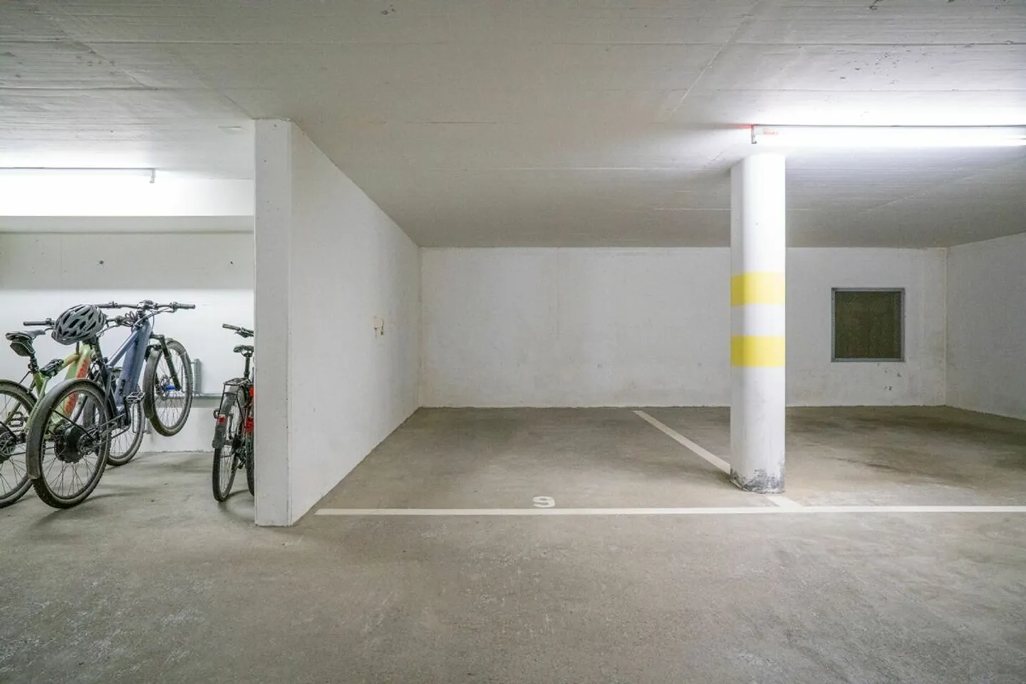 Place de parking en garage n° 09 - Photo 1 sur 2