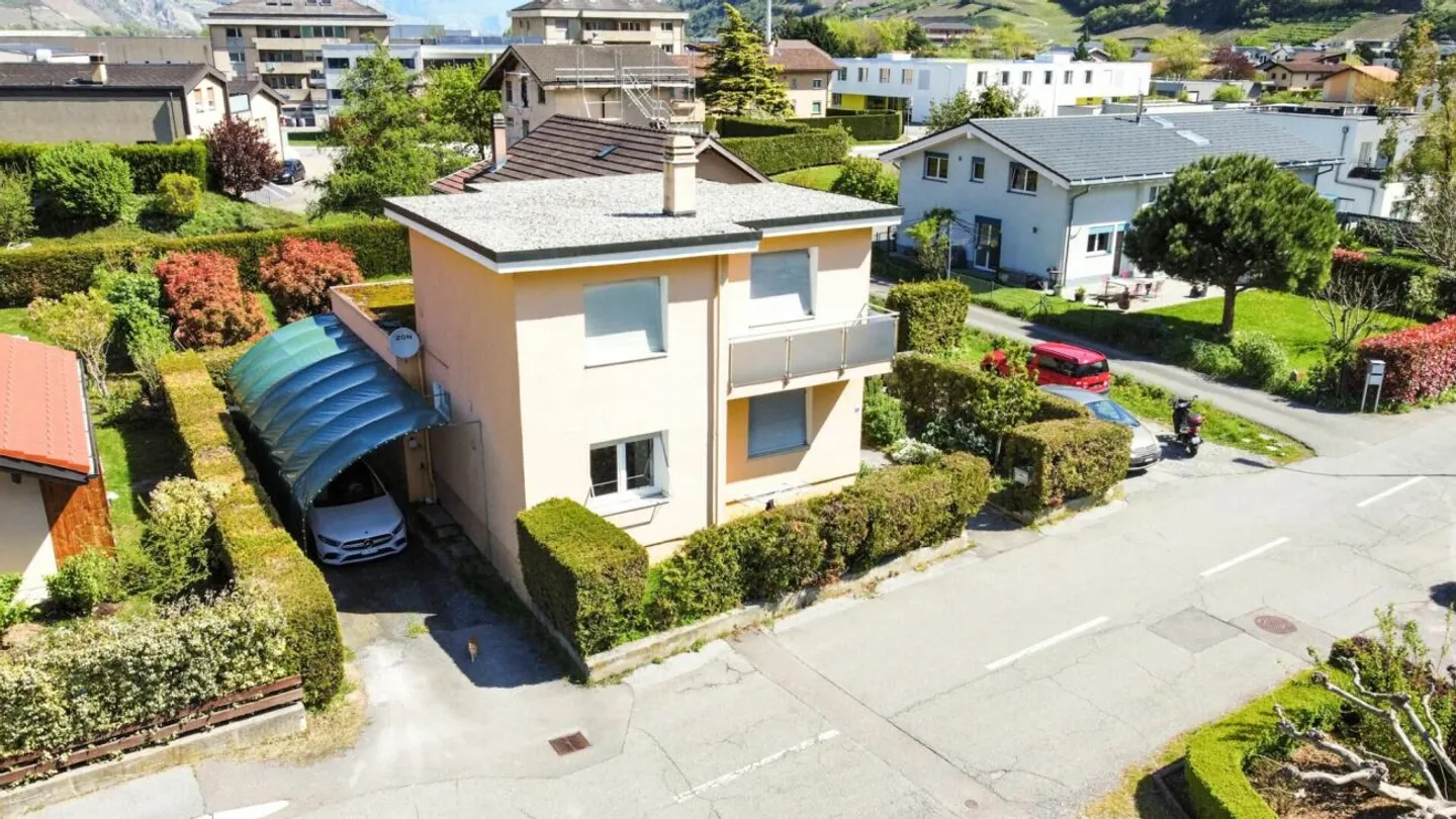 Villa indipendente 4.5 stanze a Charrat - Foto 3 di 13