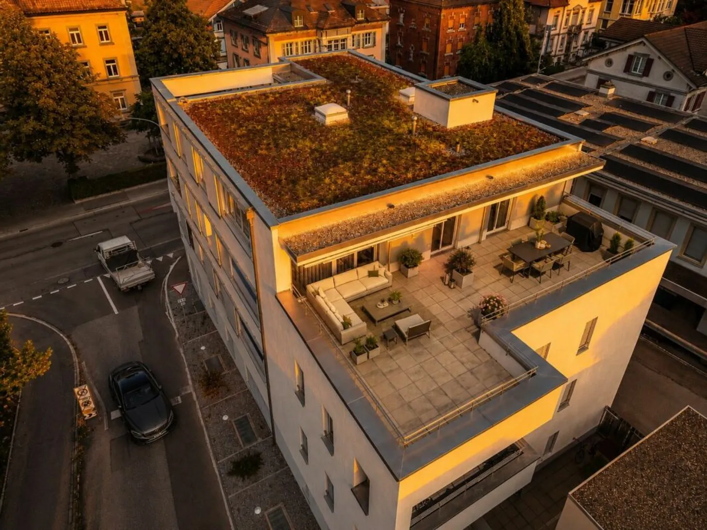 Above the rooftops of Herisau - exclusive 5.5-room penthouse apartment with two terraces and private lift access - Photo 2 of 13