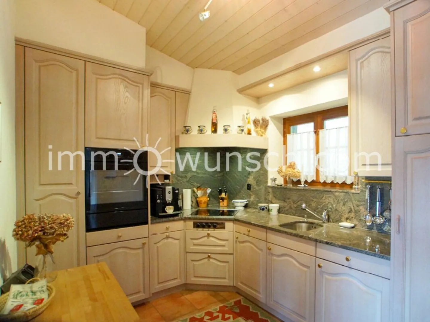 Charmantes  4 ½ Zi. Wohn- / Home Office- oder Ferienhaus, mit zwei Terrassen - Foto 4 di 13