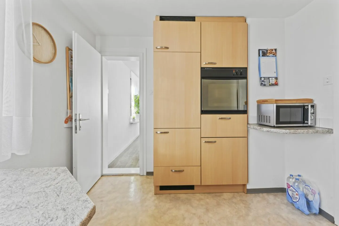 Freistehendes Einfamilienhaus mit Einliegerwohnung und vielseitigem Nutzungspotenzial in Flawil - Foto 11 di 13